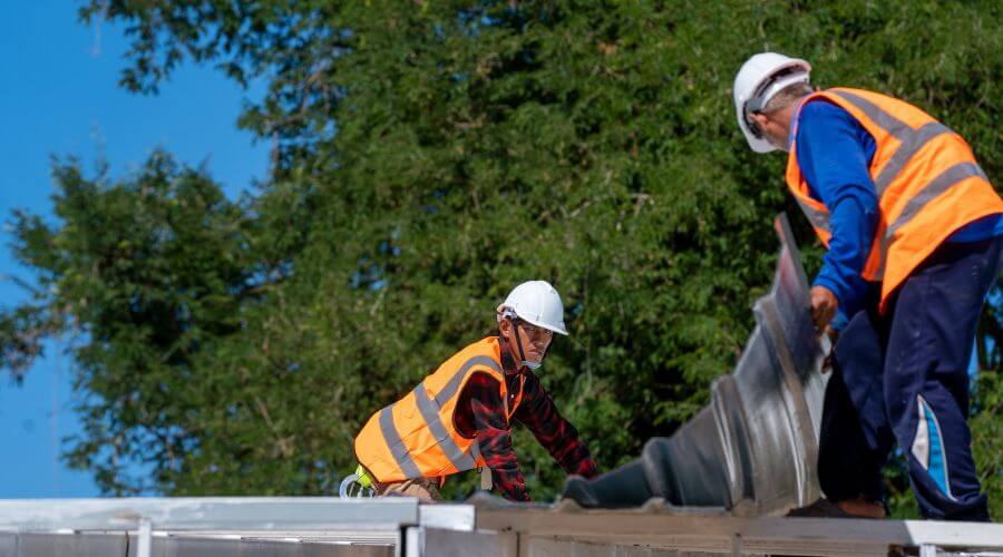 Professional gutter cleaning in Fairfax, SC